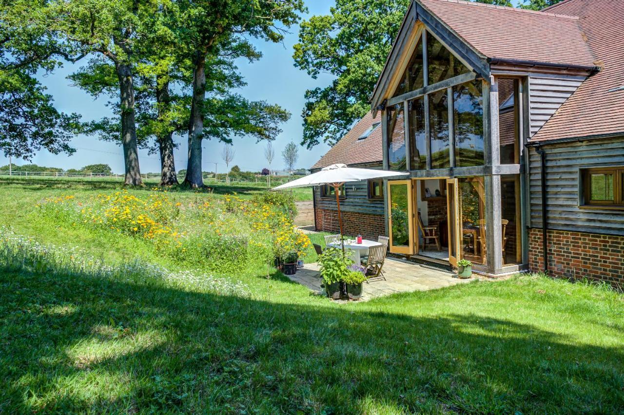 Bed and Breakfast South Park Farm Barn Андовер Экстерьер фото