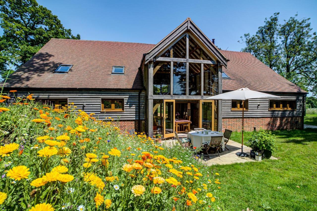 Bed and Breakfast South Park Farm Barn Андовер Экстерьер фото