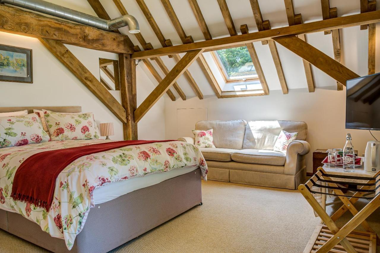 Bed and Breakfast South Park Farm Barn Андовер Экстерьер фото